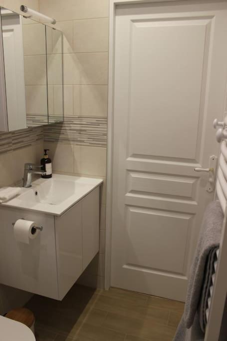 Appartement Idealement Situe Proche Disneyland Et Paris Lagny エクステリア 写真
